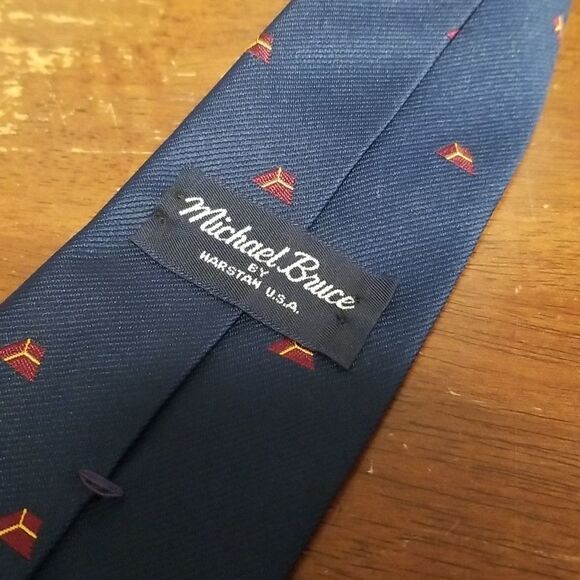 Michael Bruce Tie - Picture 2 of 3